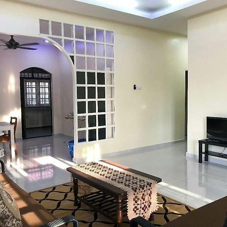 קואלה טרנגאנו Family Homestay מראה חיצוני תמונה