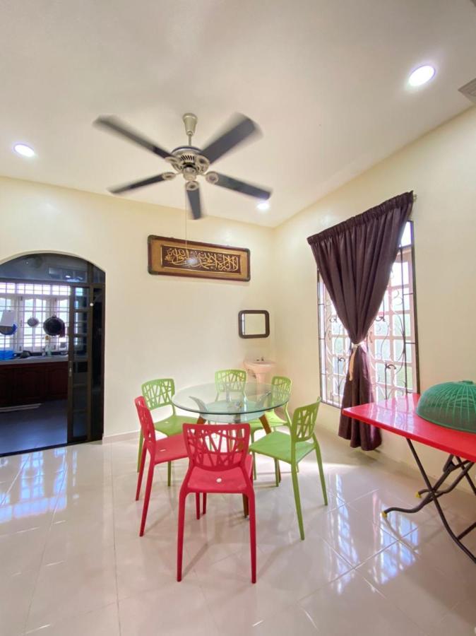 קואלה טרנגאנו Family Homestay מראה חיצוני תמונה