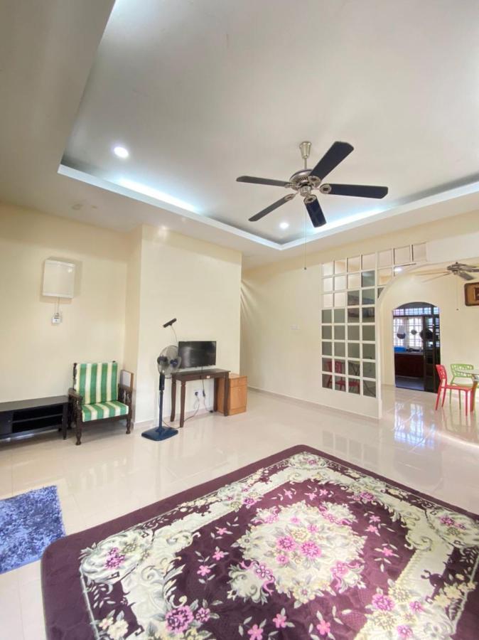 קואלה טרנגאנו Family Homestay מראה חיצוני תמונה