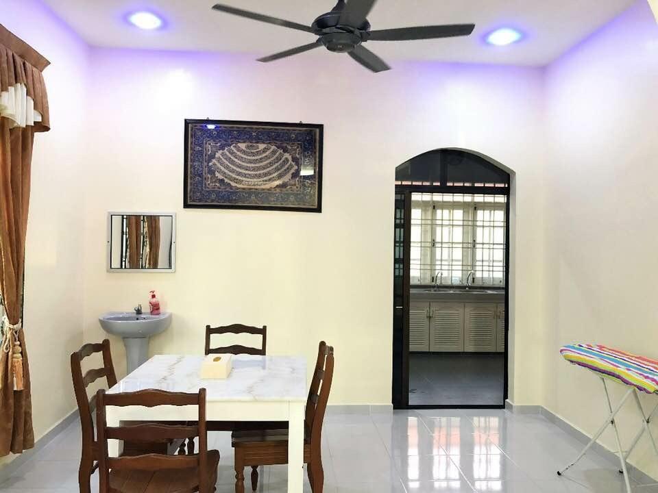 קואלה טרנגאנו Family Homestay מראה חיצוני תמונה